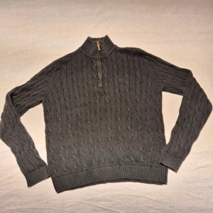 100kg de vêtements vintage de marque Tommy Hilfiger, adidas , puma , fila , nautica ,...