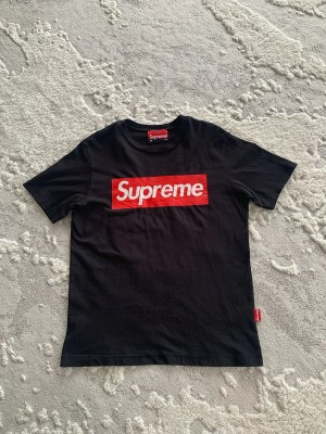 Lot grossiste – vêtements neufs Supreme Grip