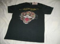 LOT   TEE SHIRT ED  HARDY