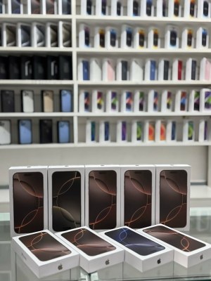 Lot, Apple iPhone, iPhone, iPhone 16, iPhone 16 Plus, iPhone 16 Pro, iPhone 16 Pro Max...