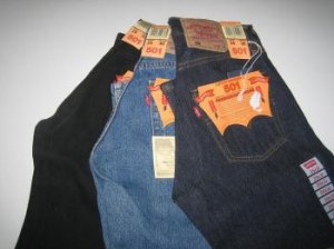 A LIQUIDER LOT DE 95 JEANS 501, CAUSE FIN D ACTIVITE