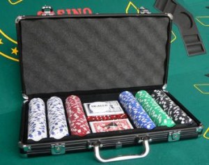 Mallette de poker 300 jetons DICE