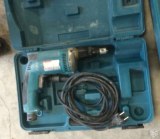 Visseuse plaquiste MAKITA 6825R