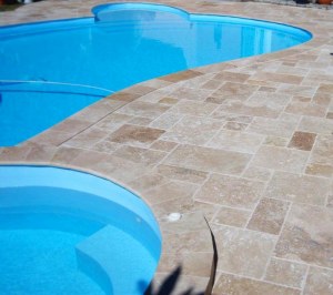 Margelle Travertin Mixte 1er Choix 61x33x3cm - Bord Rond