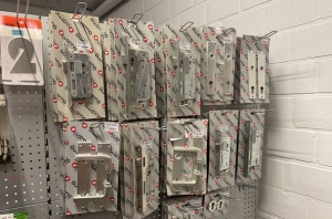 Lot sympa quincaillerie