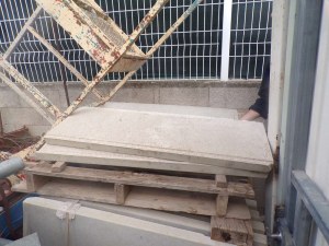 Appui de fenêtre monobloc en béton gris