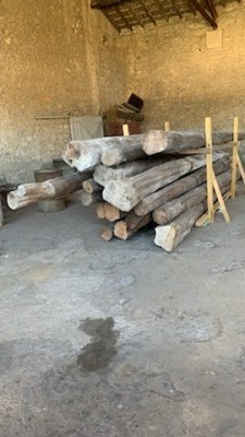 Poutres rondes en bois