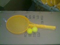SET DE 2 RAQUETTE DE TENNIS EN PLASTIQUE + BALLE EN MOUSSE