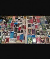 Lot de coques et clapets de téléphones