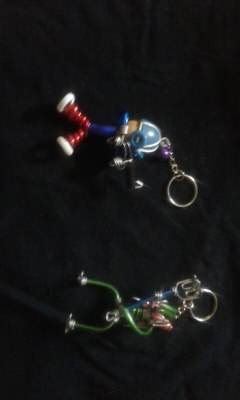 Vente lot de porte clé, 600 pièces, artisanat wire art