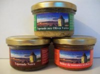 Offre spécial, tapenade d'olives et tomates séchées