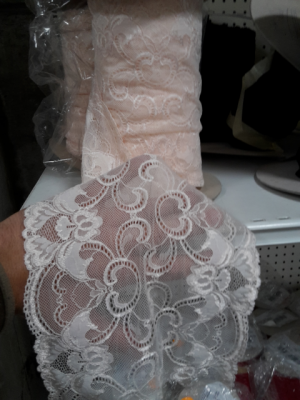 LOT DE DENTELLE DE CALAIS