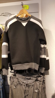 LOT VÊTEMENTS NEUF CASUAL SPORT