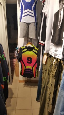 LOT VÊTEMENTS NEUF CASUAL SPORT