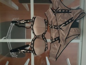 DESTOCKAGE LINGERIE DE LUXE DE MARQUE