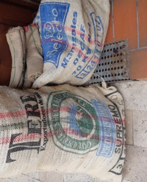 Sacs de café en toile de jute