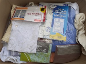 LOT DE 50 ARTICLES LINGES DE MAISON