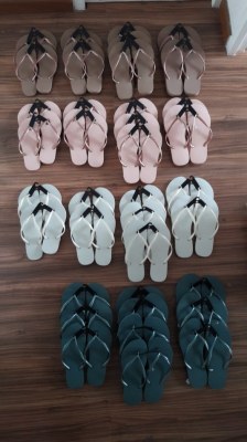 Lot 37 paires havaianas SLIM neuf.