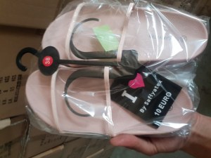 Lot sandale femme colis fermé 36 au 41