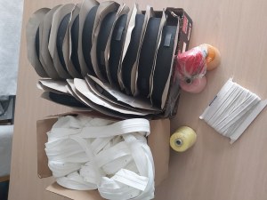 Lot matelas a eau et lits, priduits de couture....