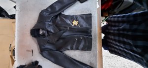 Stock des vestes Cuir 100%