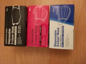 Masques bleu,noir,rose