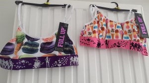 Lot de 150 brassières