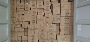 IMPORTANT STOCK D'AMPOULES NEUVES _ VENET AUX ENCHERES