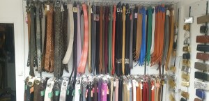 DESTOCKAGE de 8000 ceintures en CUIR à1€