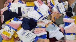 Lot de 1000 paires de chaussettes enfants
