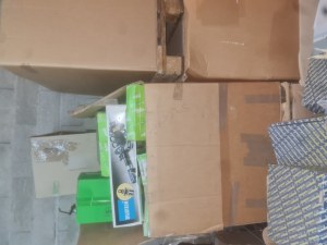 Palettes de pièces automobiles