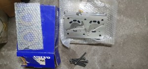 Lot pieces detachees Volvo Camion