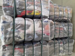 Vends friperie creme : Articles neufs