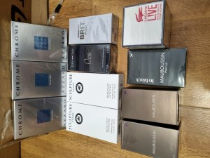 LOT PARFUMS HOMMES/FEMMES NEUF PRODUITS ORIGINAUX ET AUTHENTIQUE