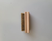 Brosse en Bois pour Le Daim avec Poils en Laiton