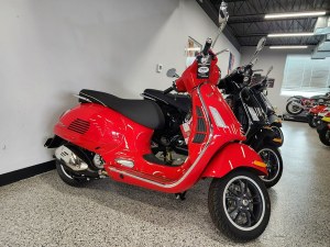 Nouveauté 2024 : Vespa GTS Super 300 à vendre
