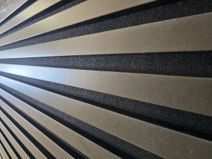 100 panneaux Haut de Gamme à tasseaux bois placage 3 face