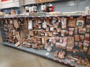 LIQUIDATION ARTICLES MAGASIN DE FÊTE