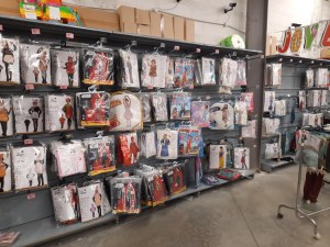 LIQUIDATION ARTICLES MAGASIN DE FÊTE