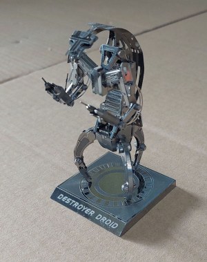 Magnifiques kits 3D en métal Starwars