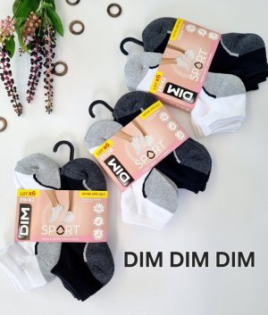 070064 Chaussettes de sport unis DIM