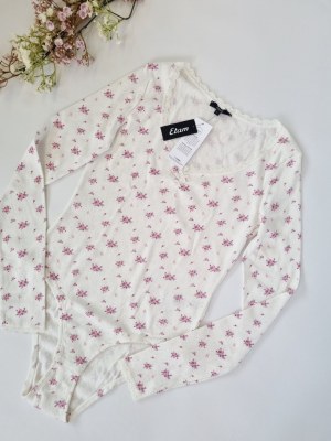 020221 Mix de vêtements femme Etam