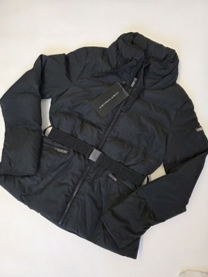 050194 Mix de vestes pour femmes Astrolabio