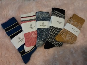 DÉSTOCKAGE – 3 000 PAIRES DE CHAUSSETTES ROYALTIES PARIS