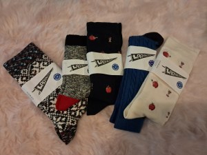 DÉSTOCKAGE – 3 000 PAIRES DE CHAUSSETTES ROYALTIES PARIS