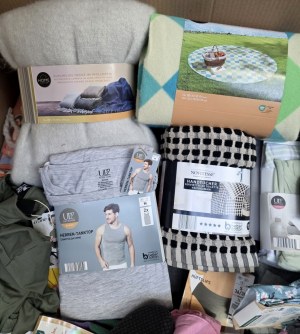 030049 Mix de produits textiles Aldi