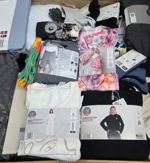 030049 Mix de produits textiles Aldi