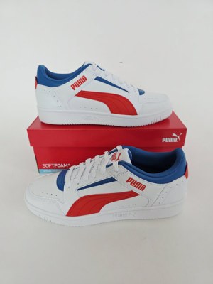060095 Mix de chaussures Puma