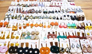 Lot de 300 paires de boucles d’oreilles fantaisie