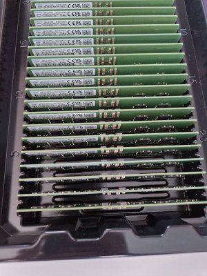 Lot RAM Serveur Samsung DDR5 RDIMM 16GB - Neuf - 339€ HT/u - 28 unités